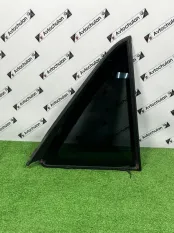 Форточка двери задняя правая Mercedes-Benz