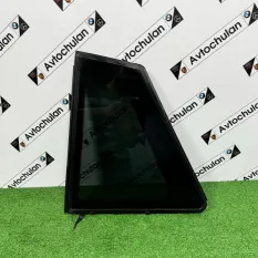 Форточка двери задняя левая Mercedes-Benz