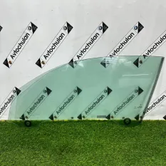 Стекло двери переднее правое BMW M4 F82 S55B30A