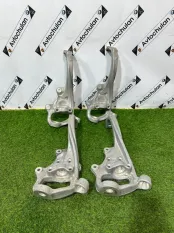 Кулак поворотный передний левый Mercedes-Benz