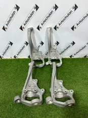 Кулак поворотный передний правый Mercedes-Benz