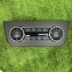 Блок управления климат-контролем Mercedes-Benz