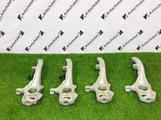 Кулак поворотный передний правый Mercedes-Benz