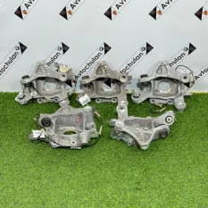 Кулак задний левый BMW 5-Series G30 2018