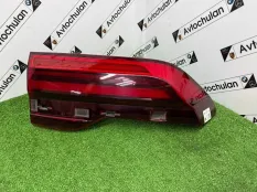 Фонарь задний правый BMW X7 G07 2019