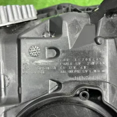 Фара передняя правая BMW X4 G02 2023