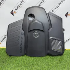 Декоративная крышка двигателя Mercedes-Benz