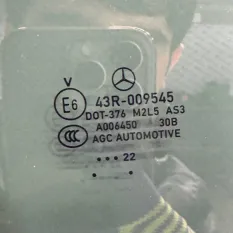 Стекло двери заднее левое Mercedes-Benz GLE-Class