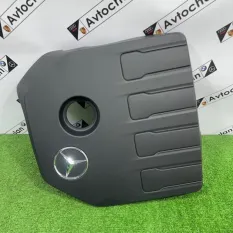 Декоративная крышка двигателя Mercedes-Benz