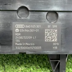 Блок кнопок центральной консоли Audi A5 F5A 2023