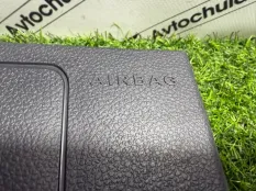 Подушка безопасности в колени Mercedes-Benz