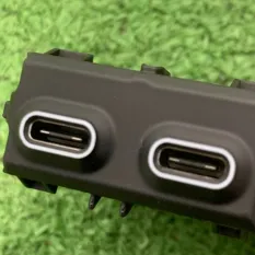 Блок USB BMW 5-Series G60 2024
