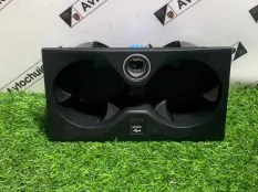 Подстаканник BMW X5 G05 2025