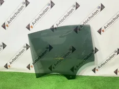 Стекло двери заднее левое Mercedes-Benz E-Class