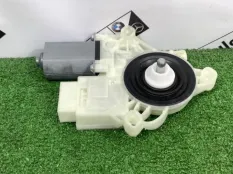 Мотор стеклоподъемника задний левый BMW X5 G05