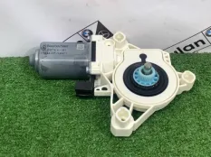 Мотор стеклоподъемника правый Mercedes-Benz