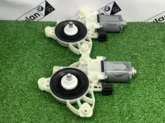 Мотор стеклоподъемника передний правый