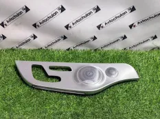 Декоративная накладка передняя левая Mercedes-Benz