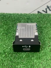 Блок USB BMW 3-Series G21 2020