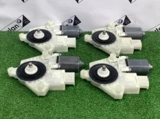 Мотор стеклоподъемника передний правый BMW X4 G02