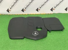Декоративная крышка двигателя Mercedes-Benz