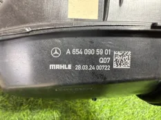 Трубопровод чистого воздуха Mercedes-Benz E-Class