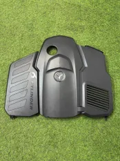 Декоративная крышка двигателя Mercedes-Benz