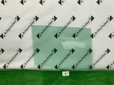 Стекло двери заднее правое BMW X7 G07 2023