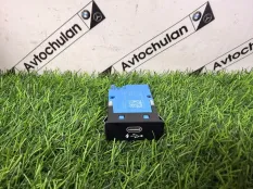 Блок USB BMW X7 G07