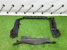 Рамка радиатора Mercedes-Benz GLC-Class X253