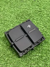 Кнопка управления фаркопом Audi Q5 FYB 2019