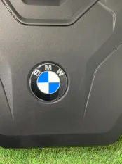 Декоративная крышка двигателя BMW 5-Series G31