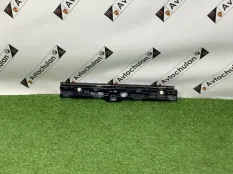 Кронштейн порога правый BMW 5-Series G31 2022