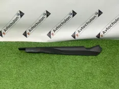 Накладка крыла правая BMW 3-Series G21 2022