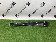 Кронштейн щита передка BMW 5-Series G31 2022