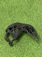 Кронштейн крыла левый BMW 5-Series G31 2022