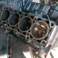 Блок цилиндров Ford F-150 2005 3L3Z6010GA 5.4 3V