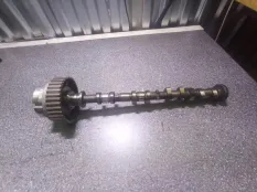 Распредвал выпускной Ford Focus 3 DS7G6A272AA 1.5 ECOBOOST