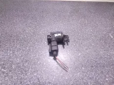 Клапан электромагнитный Volkswagen Passat 1J0906283B B6 AXZ