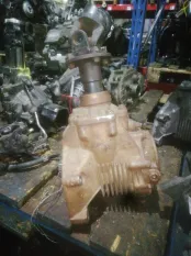 Раздаточная коробка Nissan 33100-8H513 331008H513 2.5 И T30 QR25DE