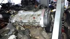 Двигатель Audi 2.0 И AWA11270 AWA