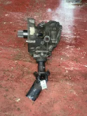 Раздаточная коробка Nissan 33100-8H513 QR25DE 2.5 И T30 QR25DE