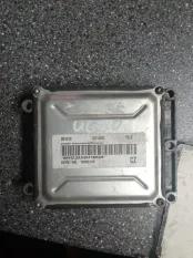 Блок управления двигателем Opel Astra G 12210443