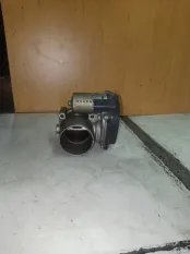 Дроссельная заслонка Volkswagen Golf VI 03C133062S