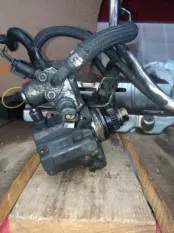 Топливный насос высокого давления Mercedes-Benz Sprinter A6510701801 651901