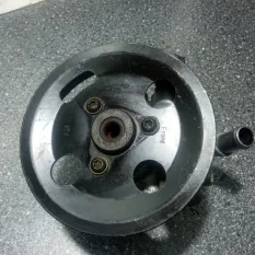 Насос гидроусилителя руля Land Rover Freelander QVB101472 25K4F