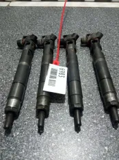 Форсунка топливная Mercedes-Benz C-Class A6510704987 OM651