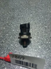 Датчик давления топлива Chrysler Grand Voyager 0281002767 2.8