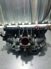 Коллектор впускной Volvo S60 BM5G9424E B4164T