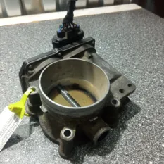 Дроссельная заслонка Land Rover Freelander 2 6G9N9F991AB L359 B6324S